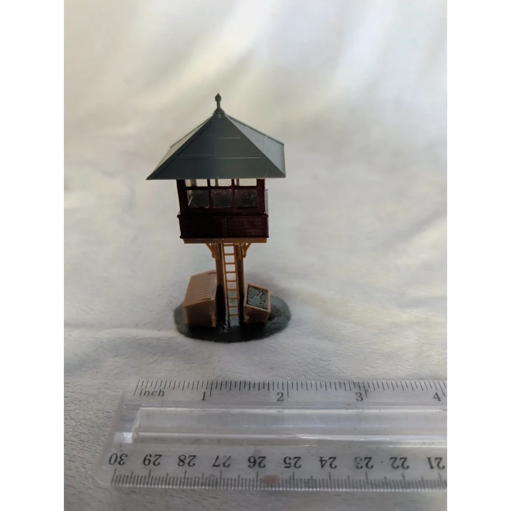 Vintage Built HO 1/87 Scale Trackside  Tower  Building For Train Layout